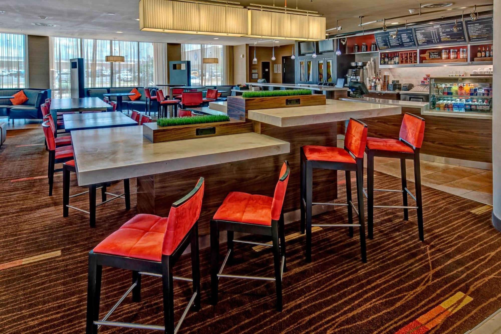 Courtyard By Marriott Midland Hotel Ngoại thất bức ảnh