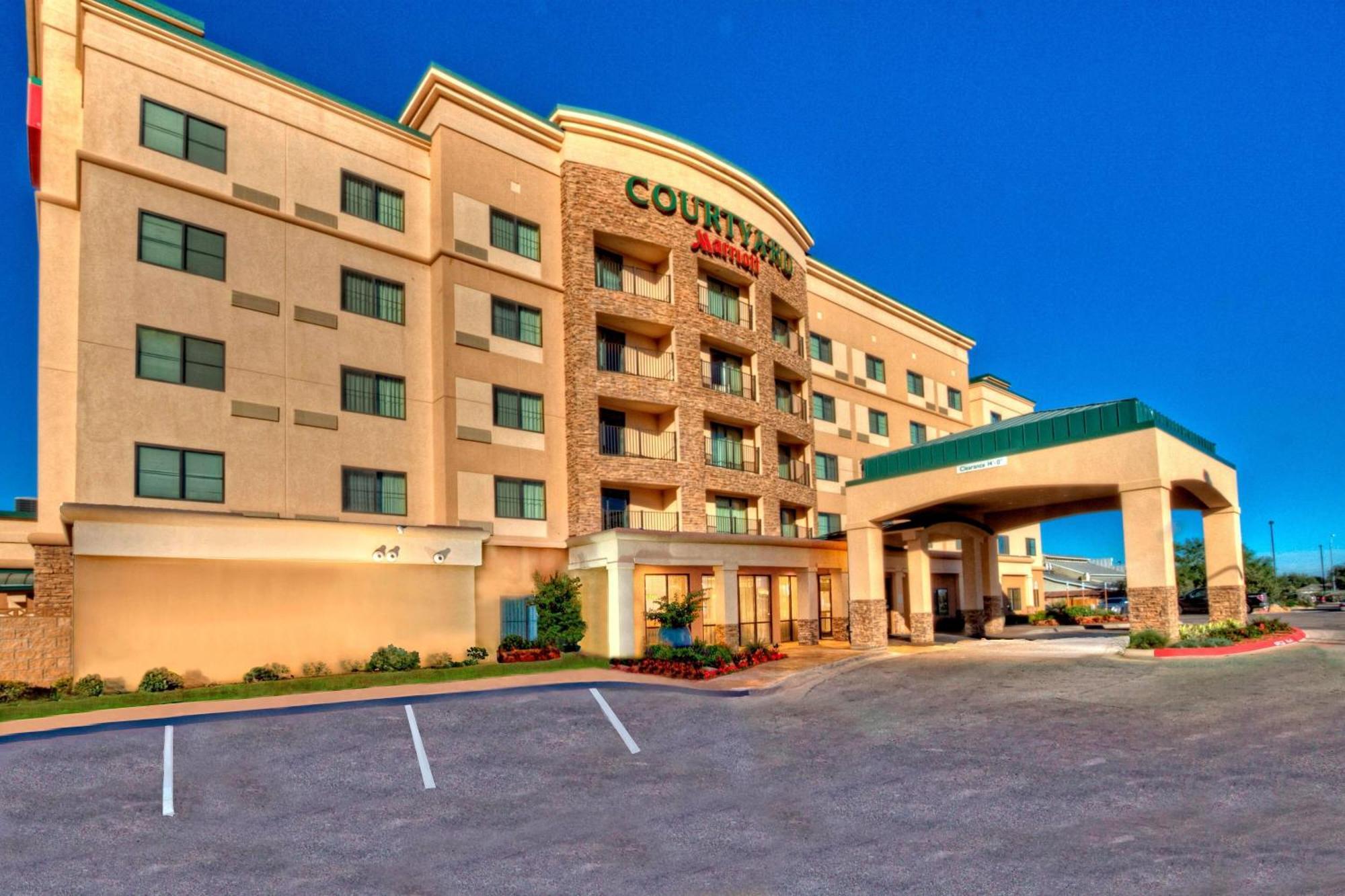 Courtyard By Marriott Midland Hotel Ngoại thất bức ảnh